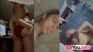 Mga Daliring Malikot Walang Sawang Pumipindot sa Talulot